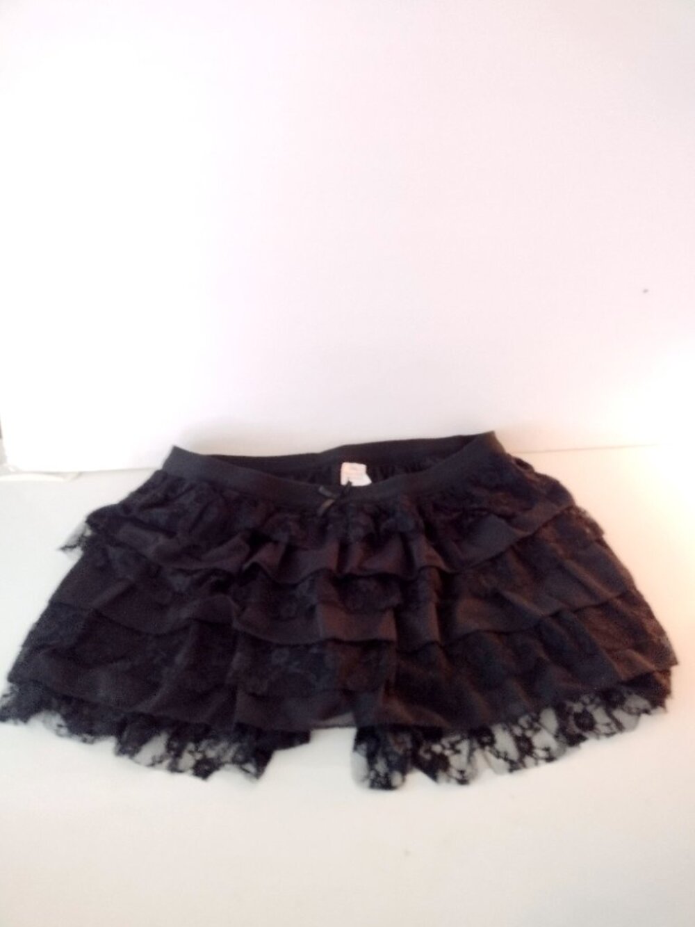Ruffled Bloomer Shorts XL Black Sexy Elastic Waist Layered Fluffy Lace NWOT